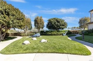 21261 Baeza Huntington Beach, CA 92648