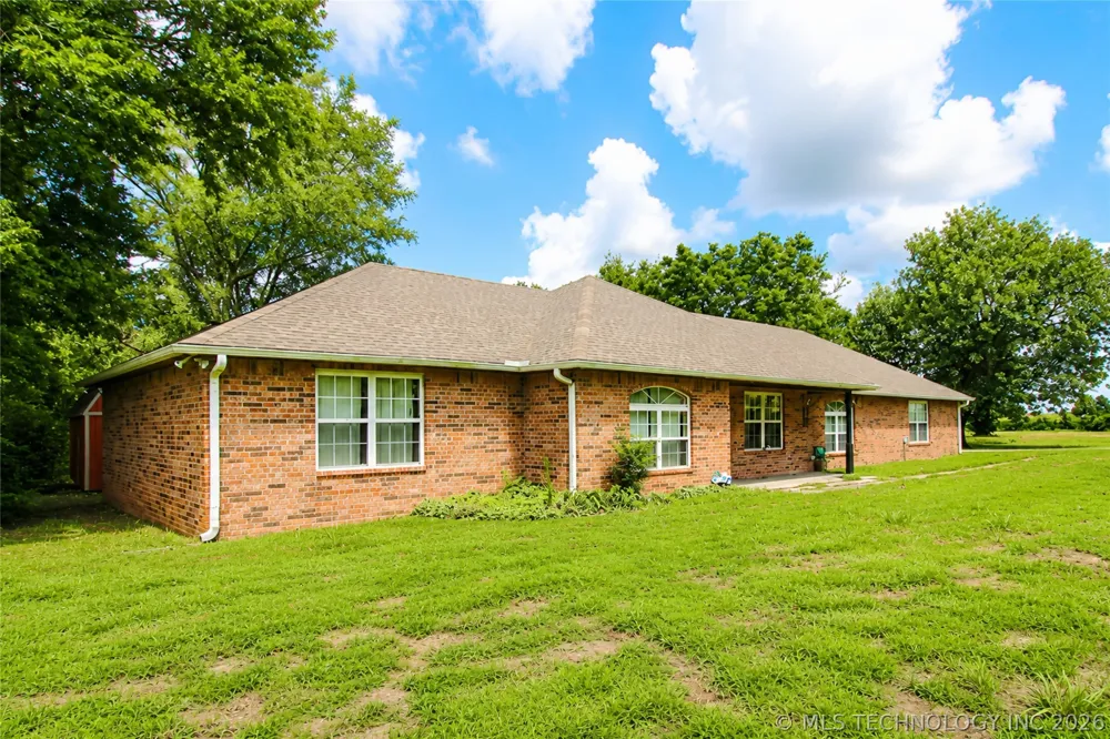 19183 S Prairie Bell Road Morris, OK 74445