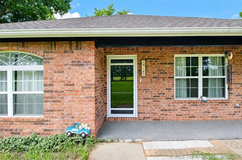 19183 S Prairie Bell Road Morris, OK 74445