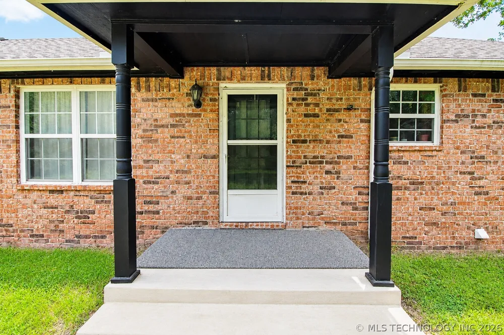 19183 S Prairie Bell Road Morris, OK 74445