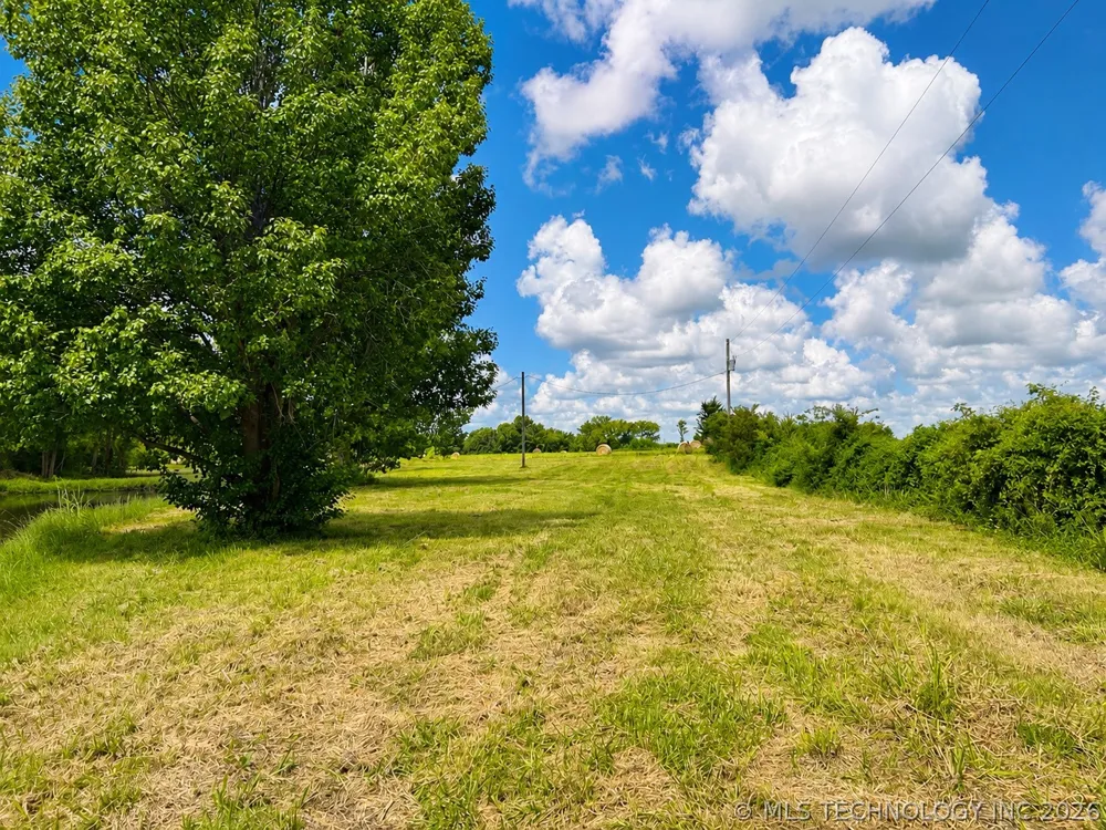 19183 S Prairie Bell Road Morris, OK 74445