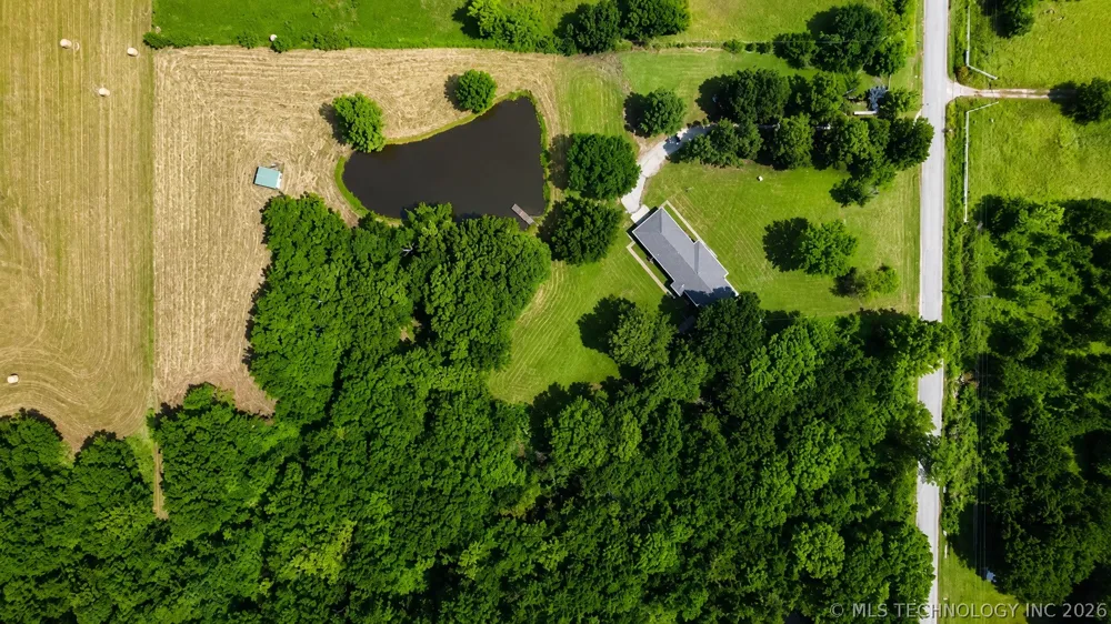 19183 S Prairie Bell Road Morris, OK 74445