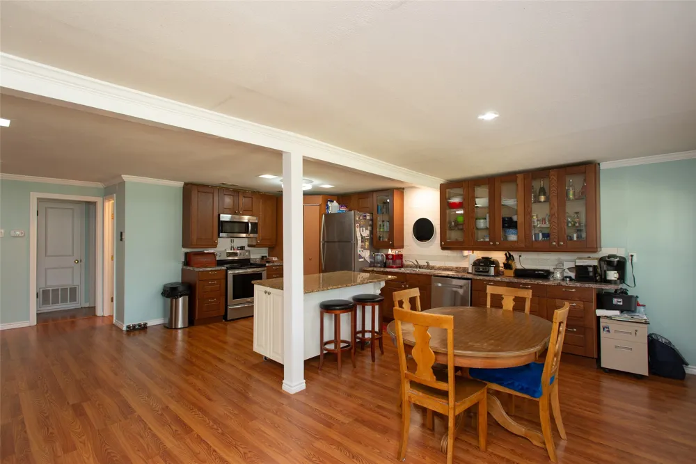 1217 Aloha Road Tool, TX 75143