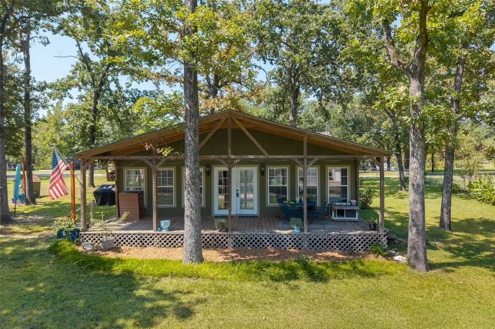 1217 Aloha Road Tool, TX 75143