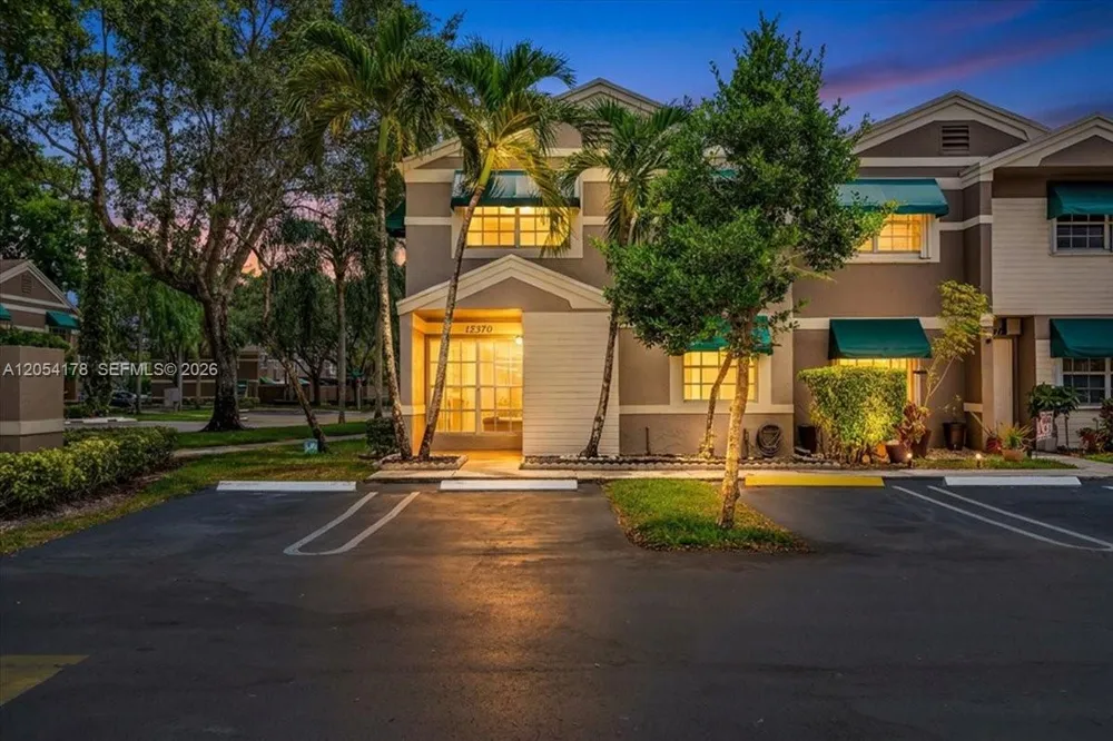 12370 SW 52nd St #0 Cooper City, FL 33330