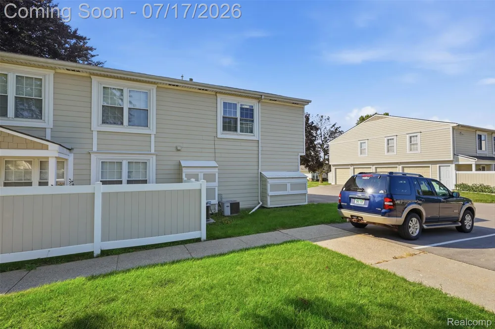 22886 Talford Street Novi City, MI 48375
