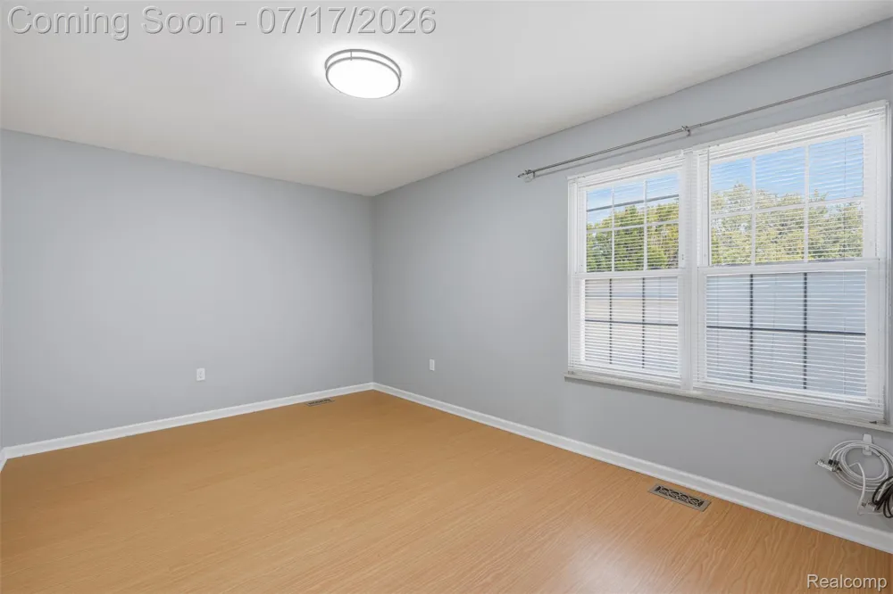 22886 Talford Street Novi City, MI 48375
