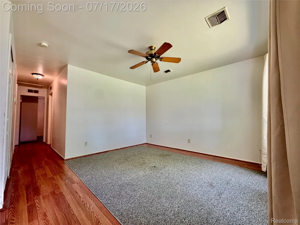 18341 Colgate Street Dearborn Heights City, MI 48125