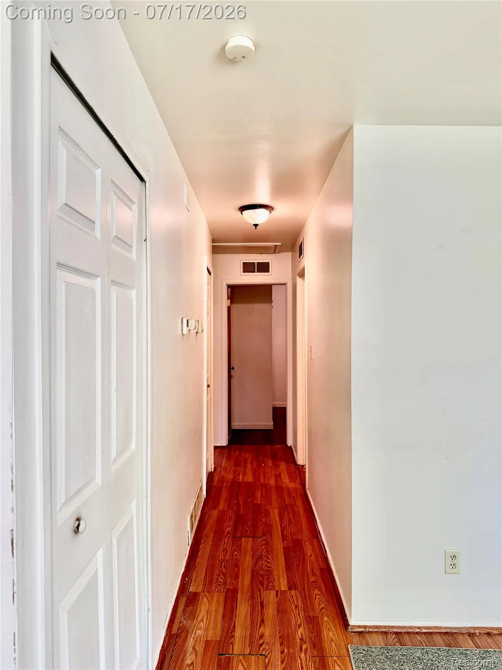 18341 Colgate Street Dearborn Heights City, MI 48125