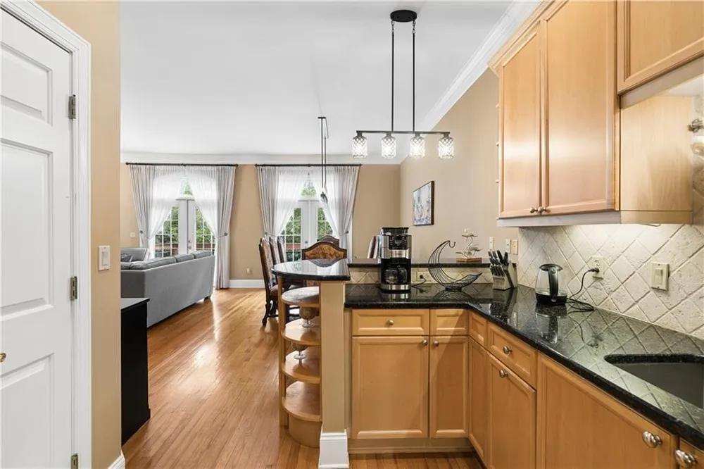 331 Carpenter Drive #5 Sandy Springs, GA 30328
