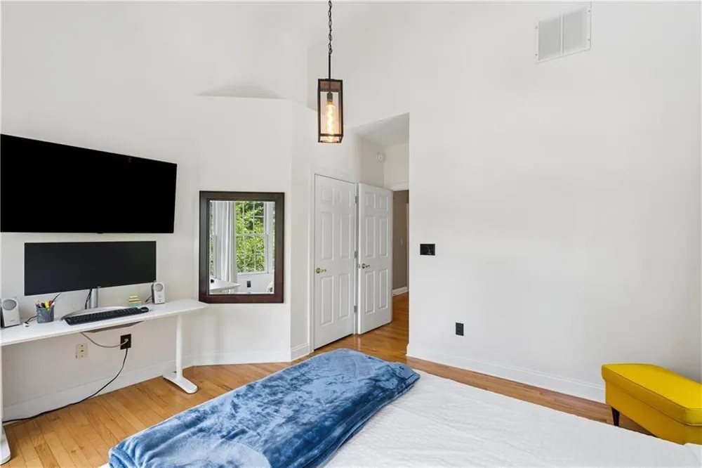 331 Carpenter Drive #5 Sandy Springs, GA 30328