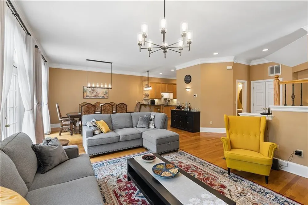 331 Carpenter Drive #5 Sandy Springs, GA 30328