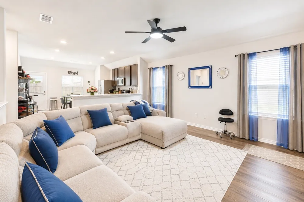 421 Sussex Drive Everman, TX 76140