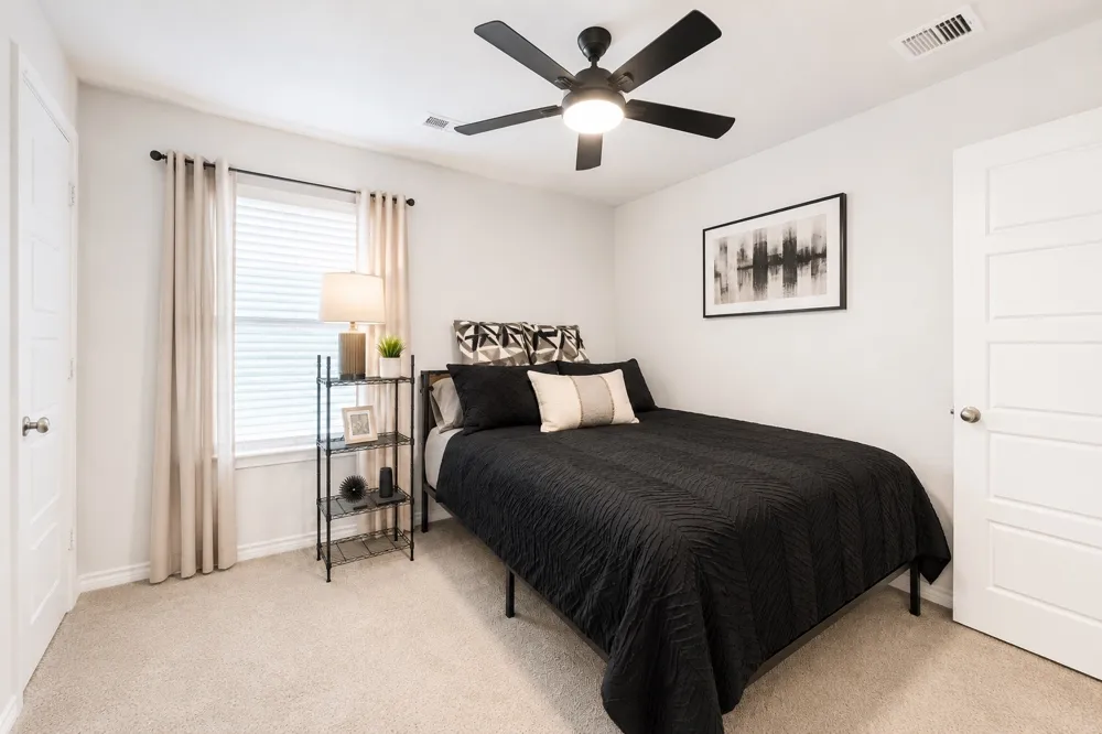 421 Sussex Drive Everman, TX 76140