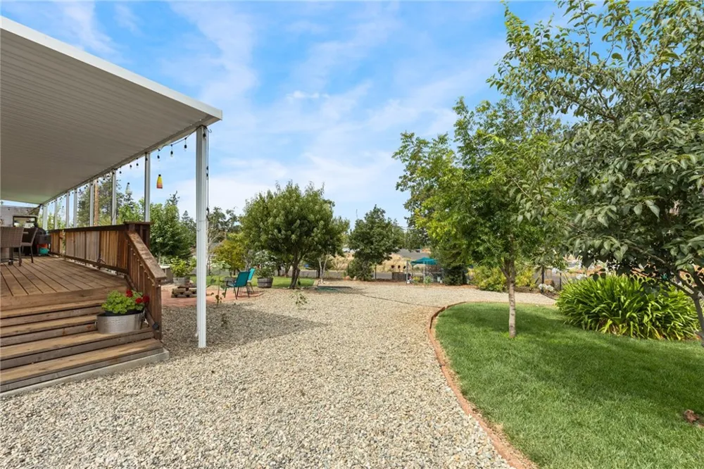 1870 Salida Paradise, CA 95969