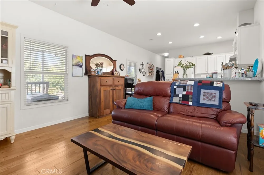 1870 Salida Paradise, CA 95969