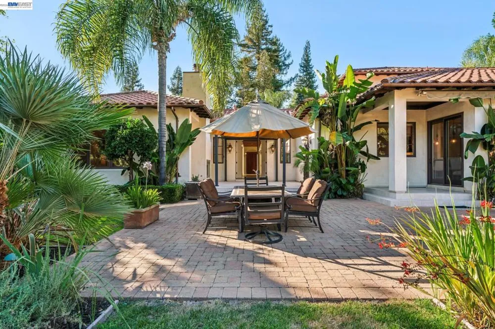 1439 Vine Ln Alamo, CA 94507