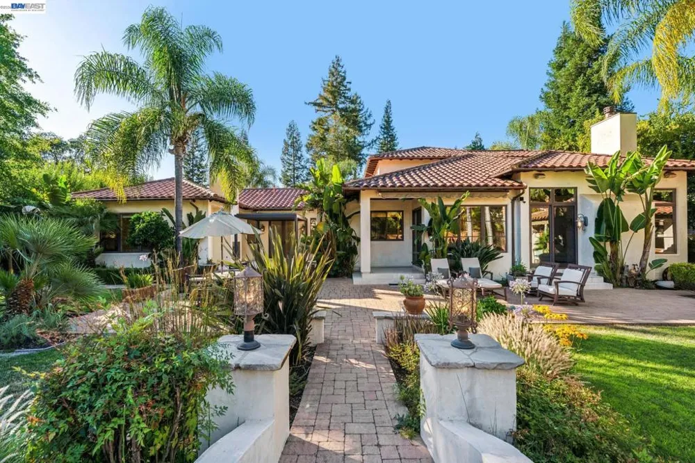 1439 Vine Ln Alamo, CA 94507