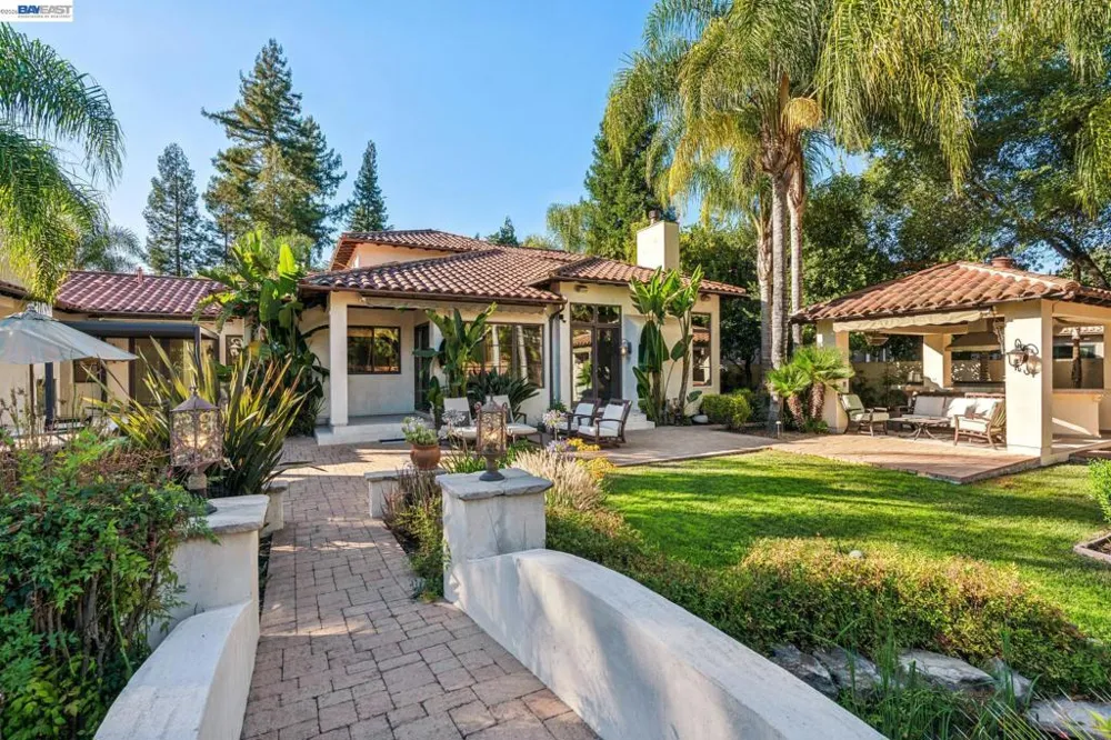 1439 Vine Ln Alamo, CA 94507