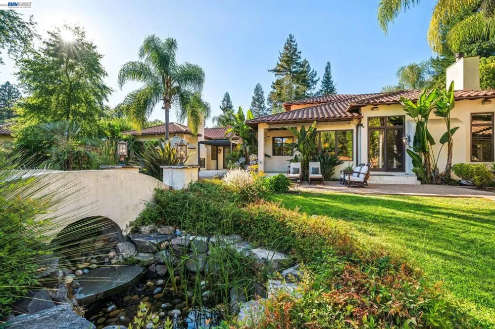 1439 Vine Ln Alamo, CA 94507