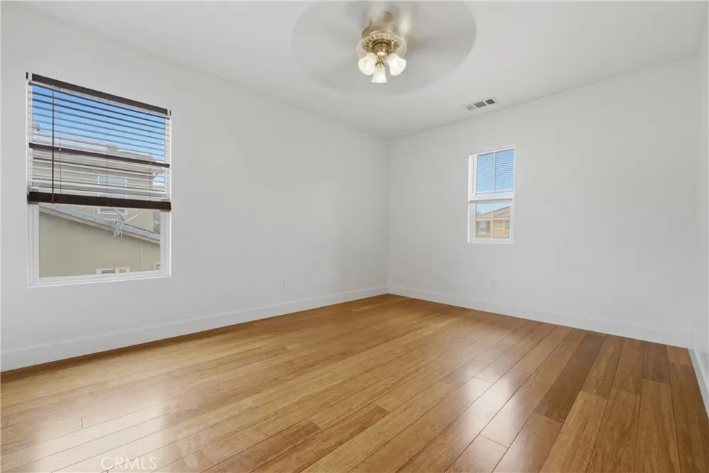 2180 Stonewood Mentone, CA 92359
