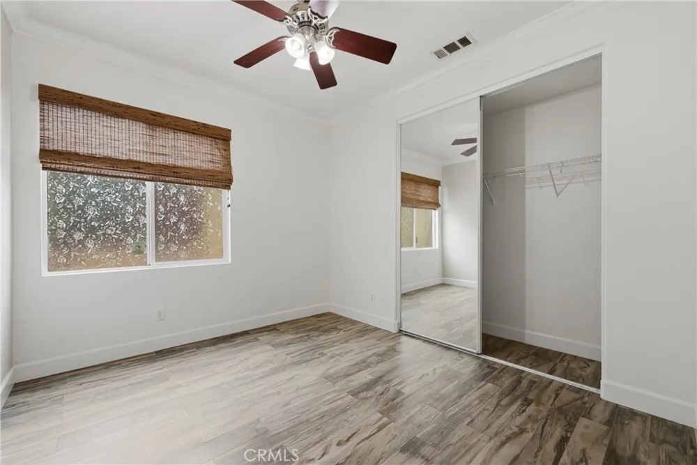 2180 Stonewood Mentone, CA 92359