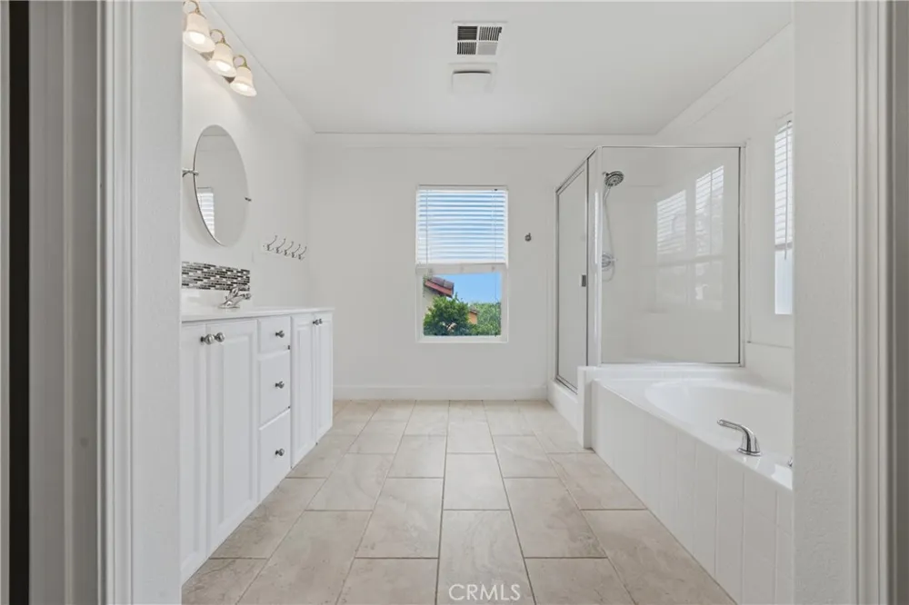 2180 Stonewood Mentone, CA 92359
