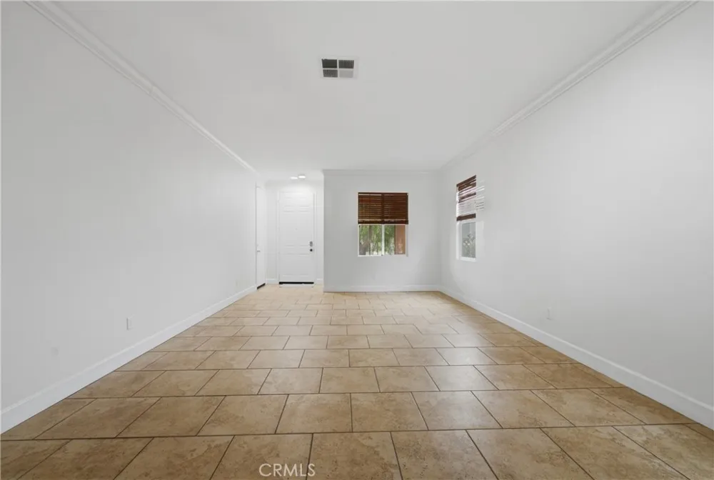 2180 Stonewood Mentone, CA 92359