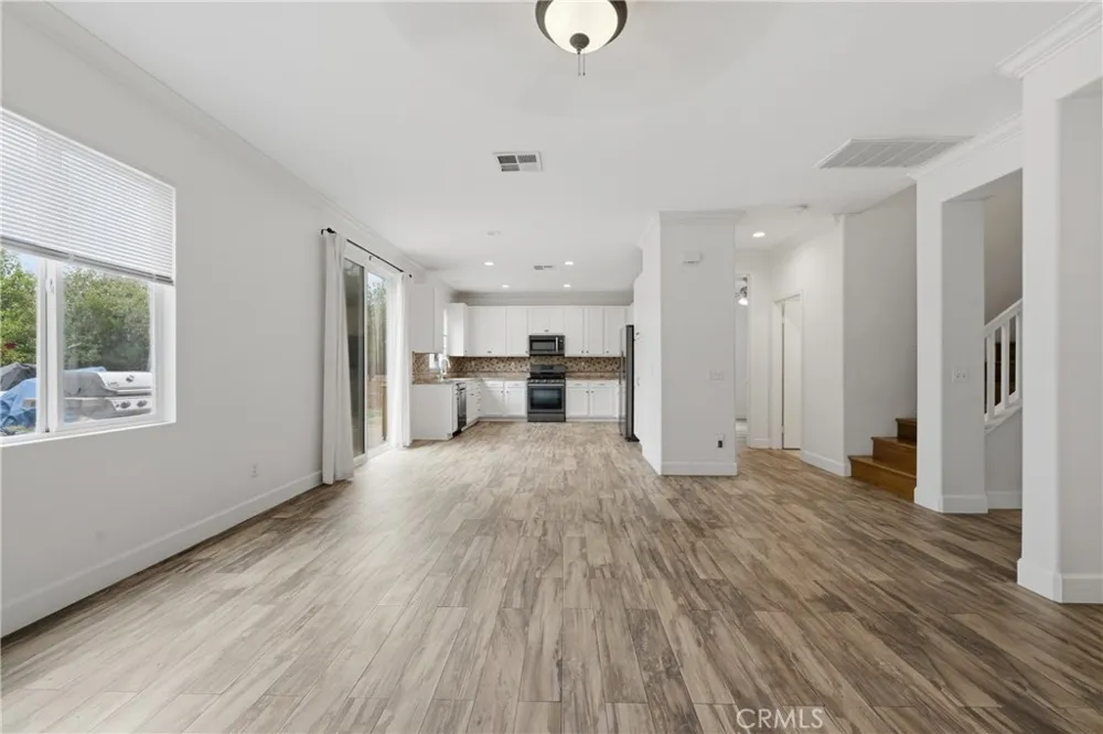 2180 Stonewood Mentone, CA 92359