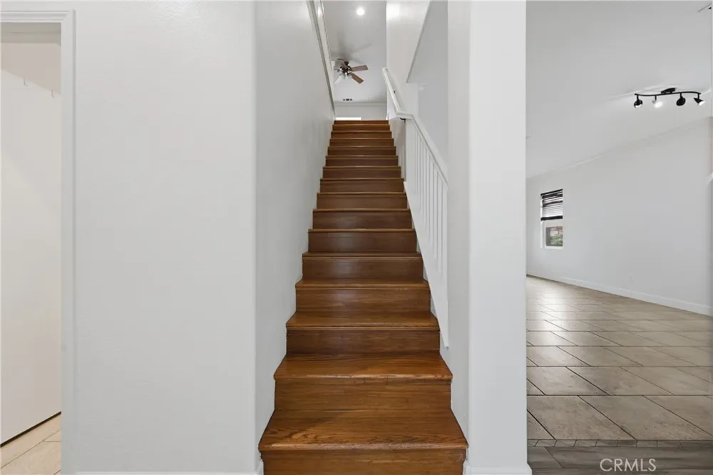 2180 Stonewood Mentone, CA 92359
