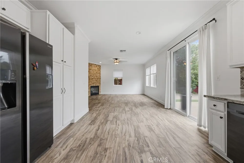 2180 Stonewood Mentone, CA 92359