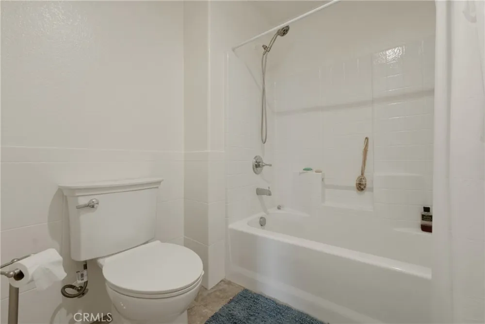 2180 Stonewood Mentone, CA 92359