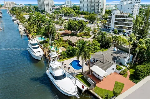 2301 E Las Olas Blvd
