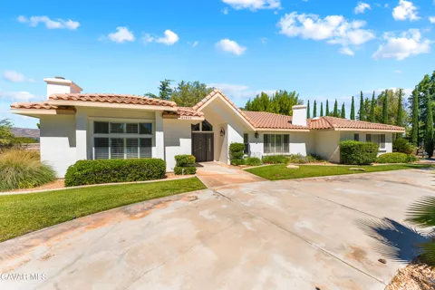 41901 Cll Clarita