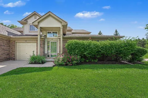 111 S Vista Drive