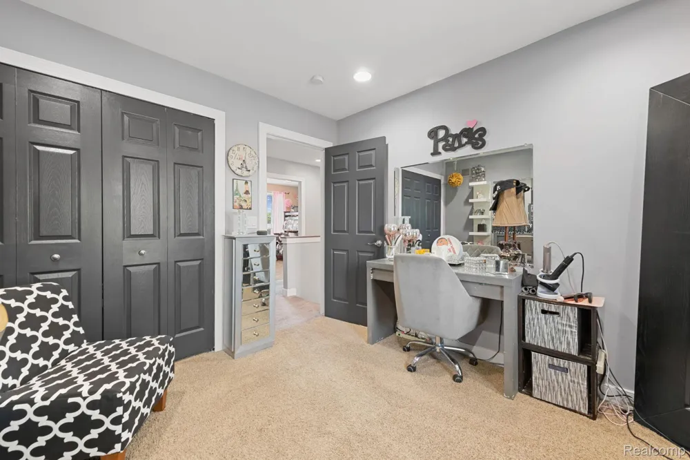 24909 Foxmoor Boulevard Woodhaven City, MI 48183