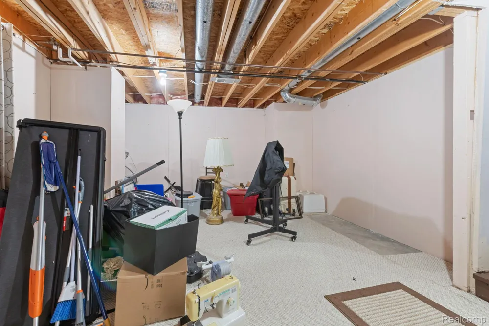 24909 Foxmoor Boulevard Woodhaven City, MI 48183