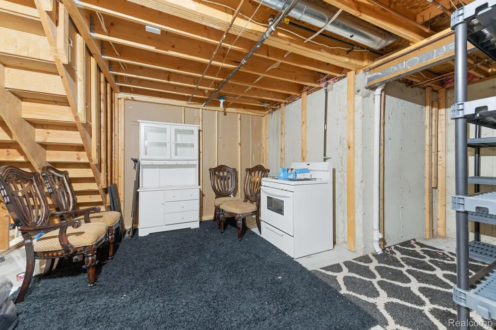 24909 Foxmoor Boulevard Woodhaven City, MI 48183