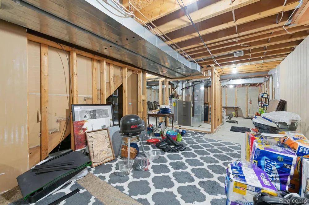 24909 Foxmoor Boulevard Woodhaven City, MI 48183
