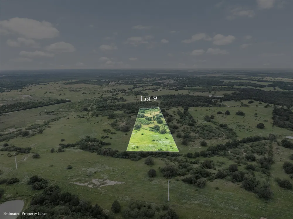 9 Biggs Road Luling, TX 78648