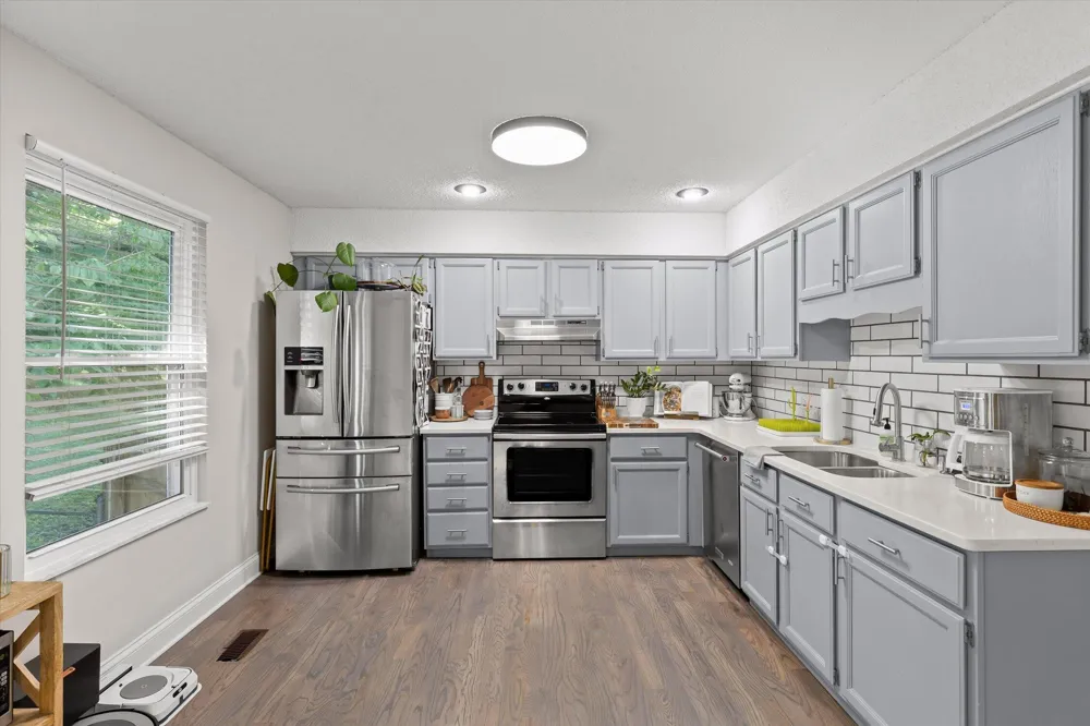 5974 Westmere Drive Knoxville, TN 37909