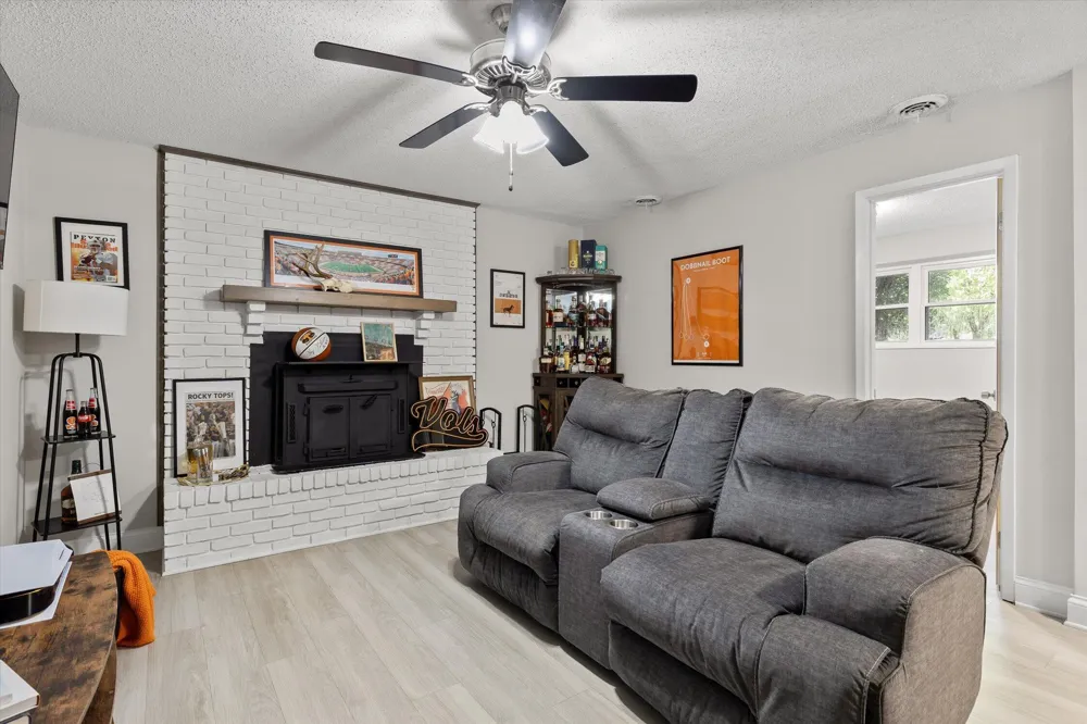 5974 Westmere Drive Knoxville, TN 37909