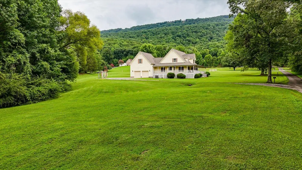 135 Mcdonough Road Whitwell, TN 37397
