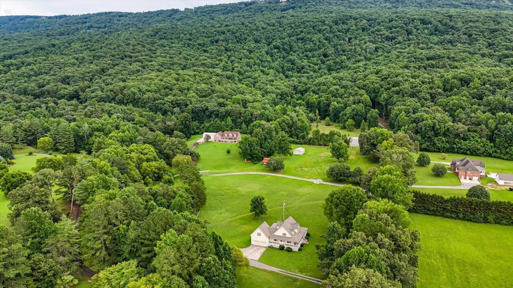 135 Mcdonough Road Whitwell, TN 37397