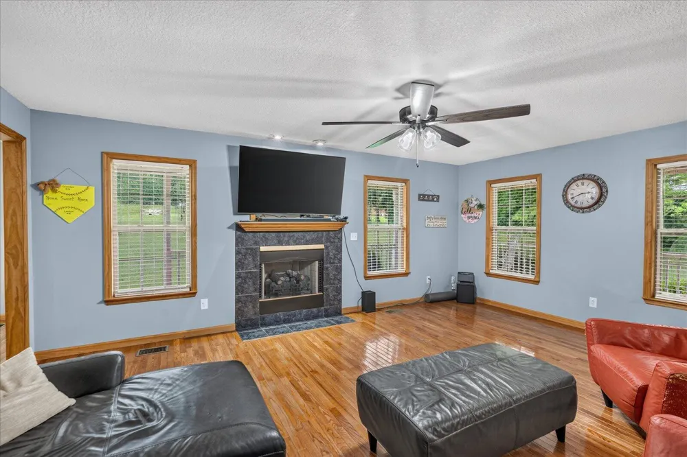 135 Mcdonough Road Whitwell, TN 37397