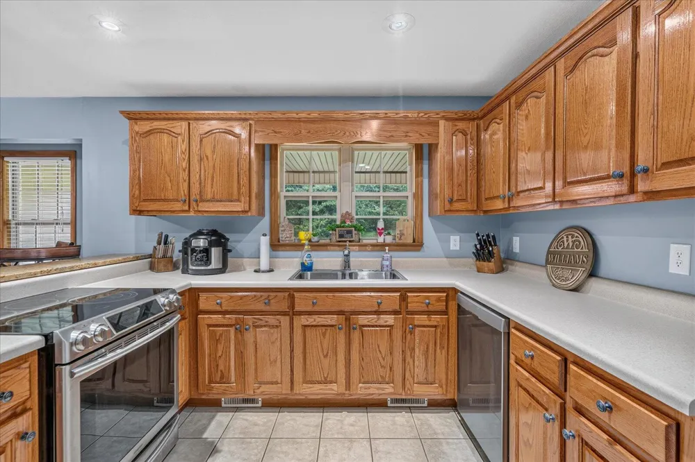 135 Mcdonough Road Whitwell, TN 37397