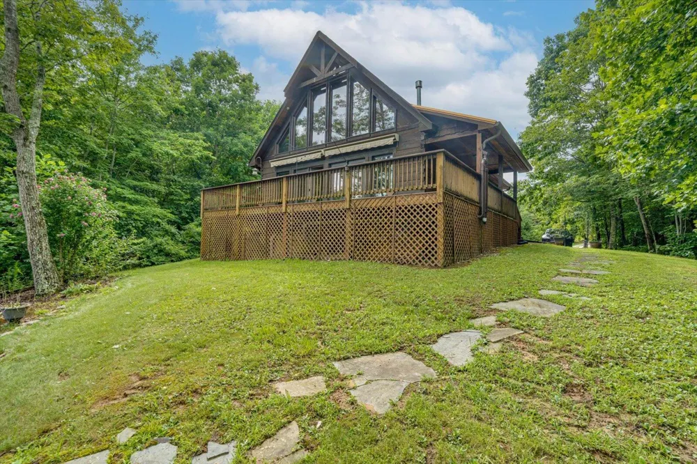 1085 Thunder Ridge Drive South Pittsburg, TN 37380