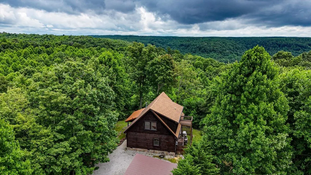 1085 Thunder Ridge Drive South Pittsburg, TN 37380
