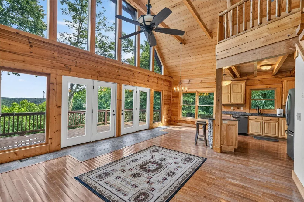 1085 Thunder Ridge Drive South Pittsburg, TN 37380