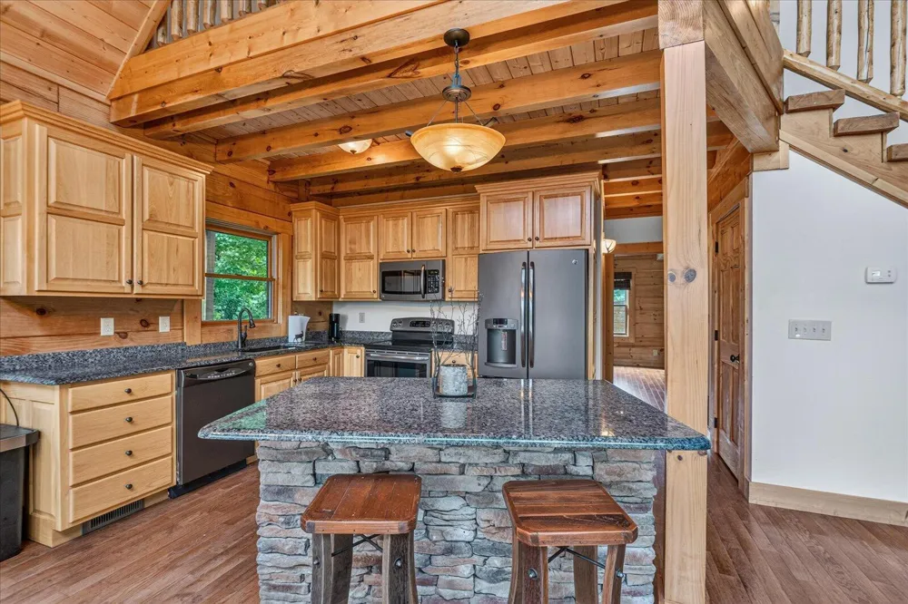 1085 Thunder Ridge Drive South Pittsburg, TN 37380